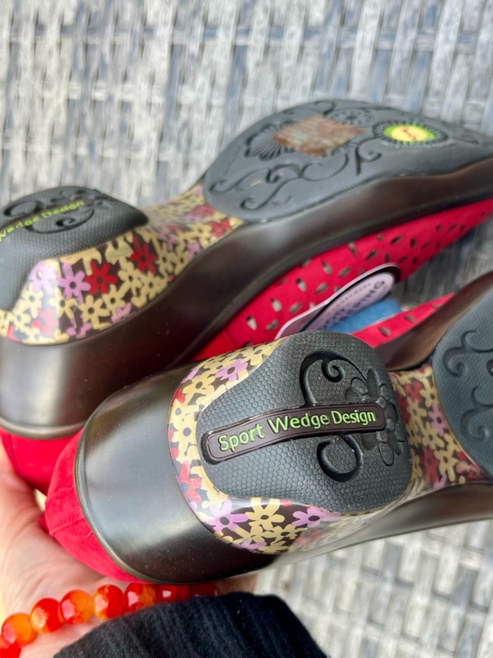NIB Jambu Red Calypso Rare Discontinued Style Mary Jane Wedge Shoes brand new - Picture 6 of 10